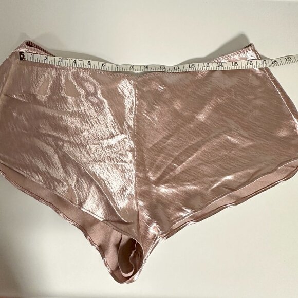 Victoria's Secret Cami Set - Picture 3 of 8